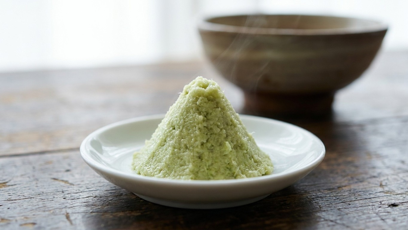 « Je pensais manger du vrai wasabi avec mes sushis » : pourquoi cette pâte verte servie partout hors Japon n'a souvent jam...